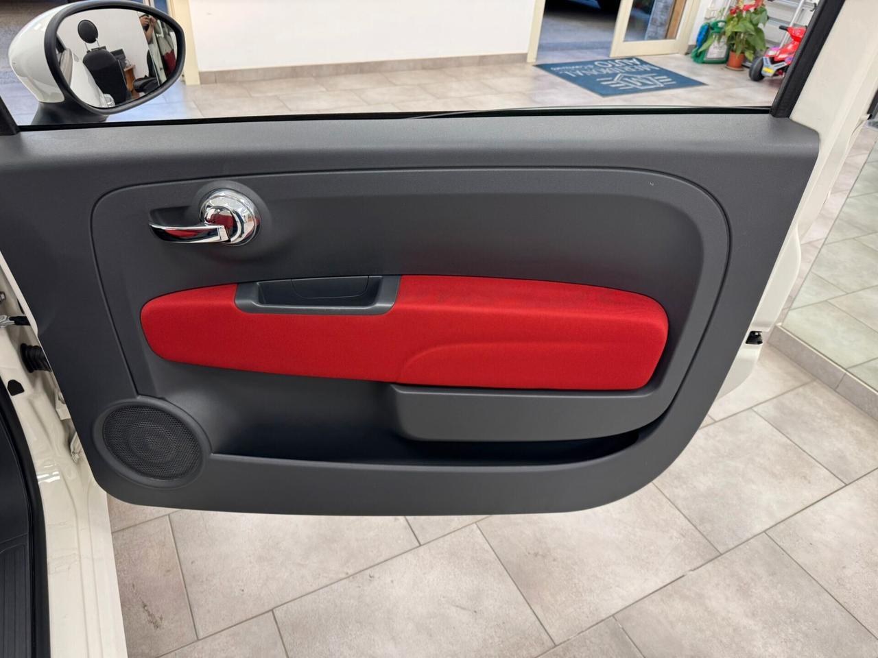 FIAT 500 LOUNGE 1.2 BENZINA 2011