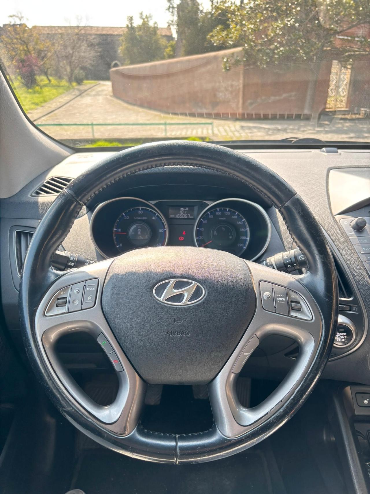 Hyundai iX35 1.7 CRDi 2WD Xpossible