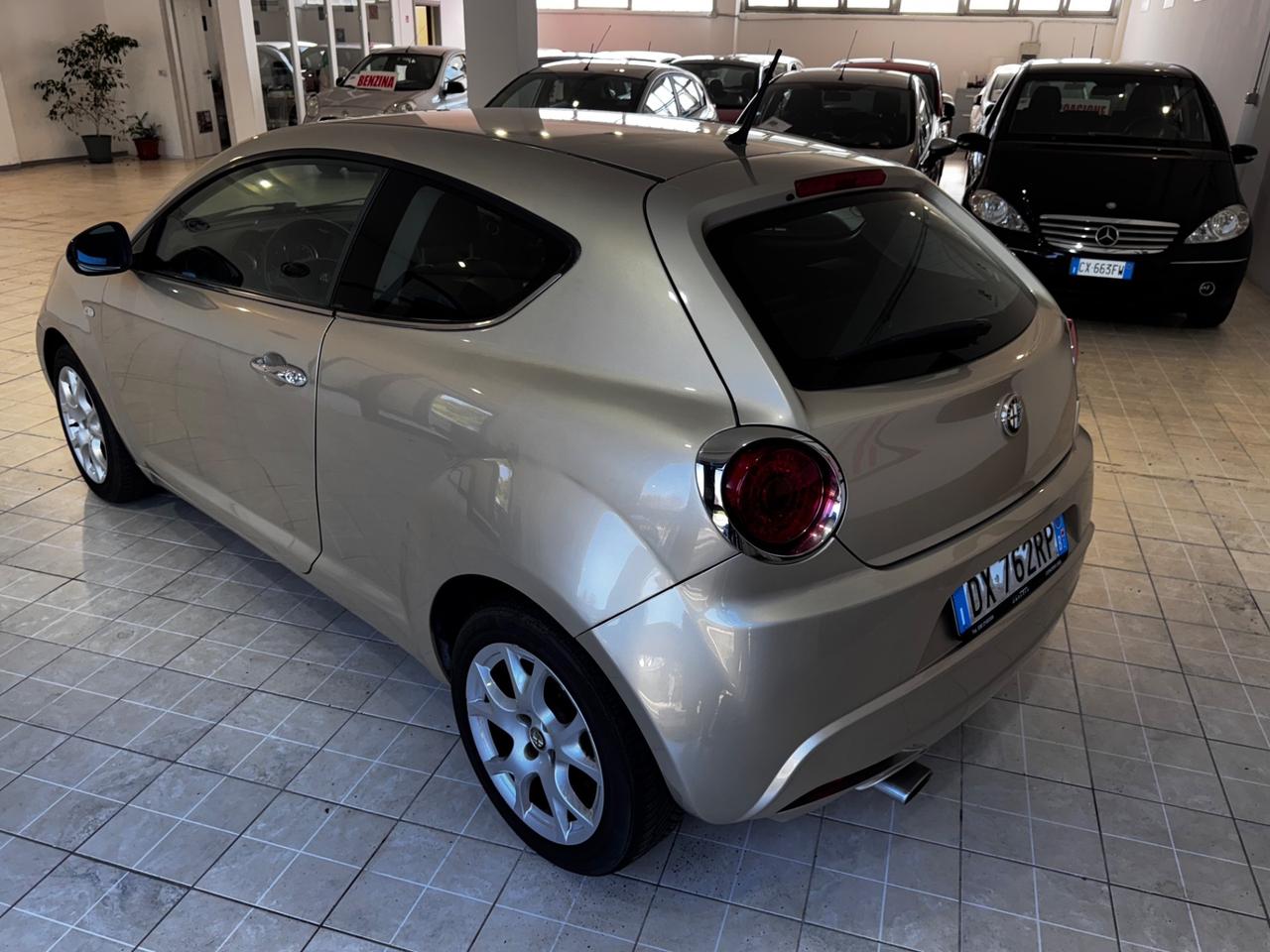 Alfa Romeo MiTo 1.4 78 CV Distinctive Sport Pack