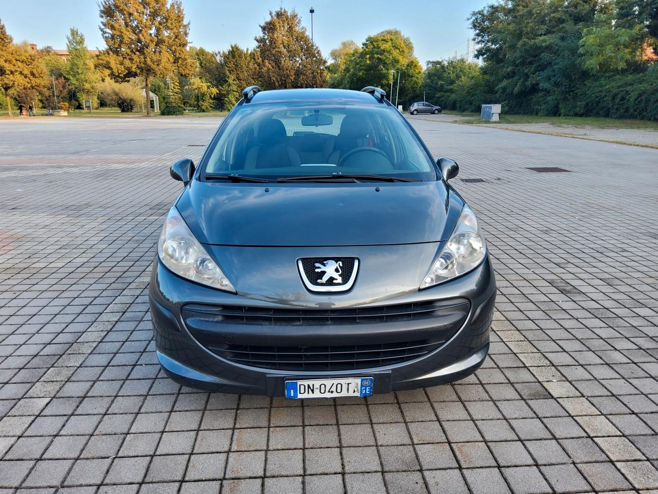 Peugeot 207 1.4 VTI GPL 95CV
