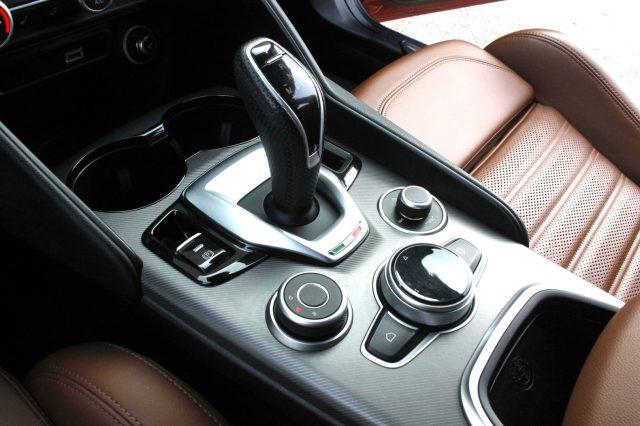 ALFA ROMEO Giulia 2.2Turbodiesel 210 CV AT8 AWD Q4 Veloce PELLE