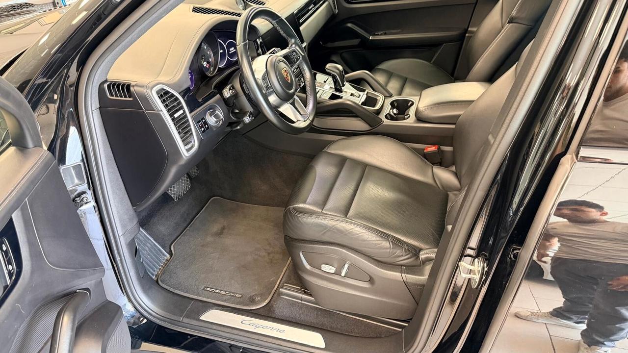 Porsche Cayenne 3.0 V6 E-Hybrid TETTO PASM TAGLIANDI UFF.