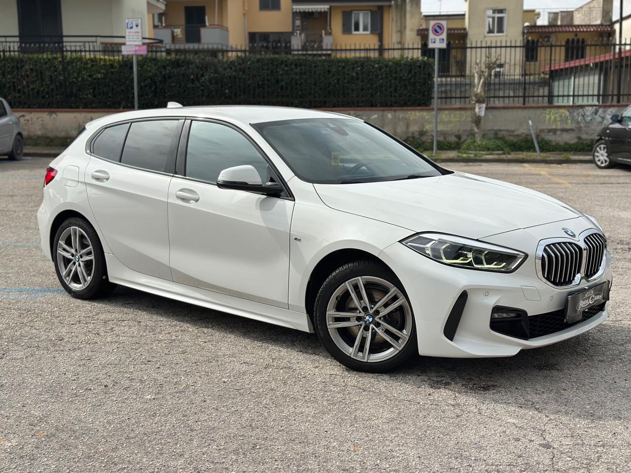Bmw 116 116d 5p. Msport