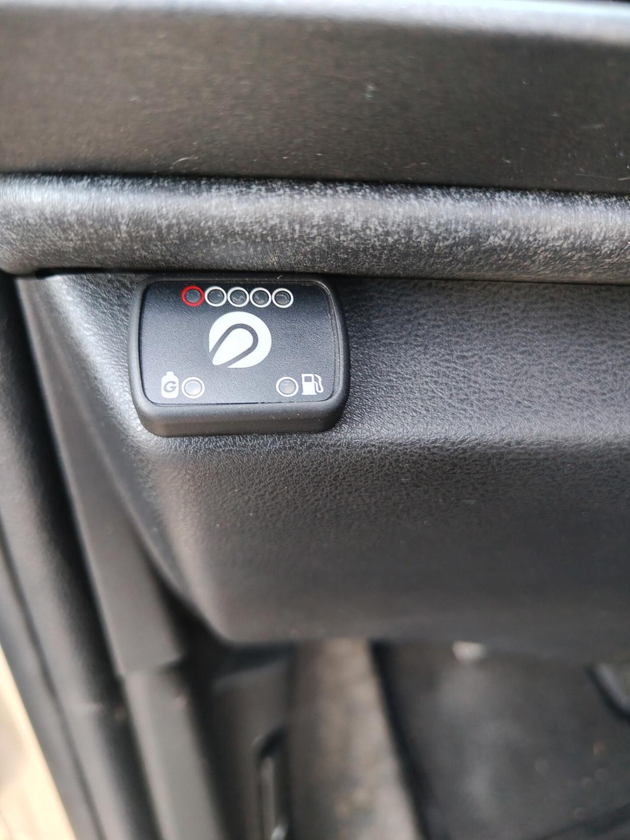 Lancia Ypsilon 1.2 69 CV 5 porte GPL Ecochic Monogram