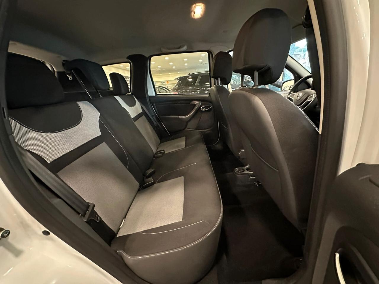 Dacia Duster 1.5 dCi 110 CV EDC S&S 4x2 Serie Speciale Brave