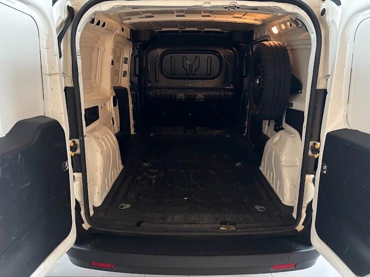 Fiat Doblò 1.4 120cv Natural Power Maxi Lounge