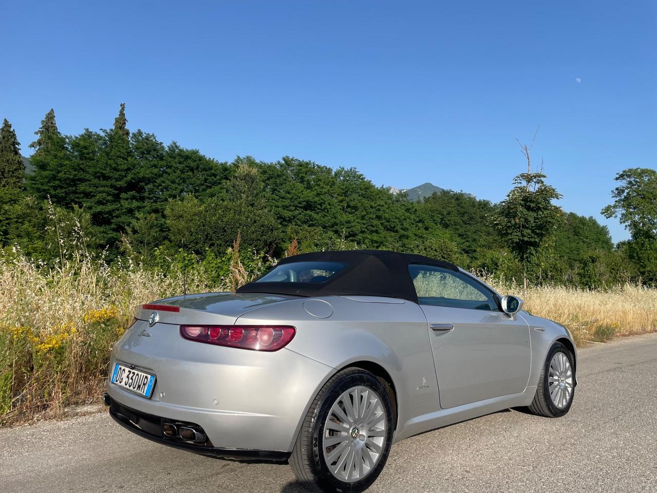 Alfa Romeo Spider Pirinfarina 2.2