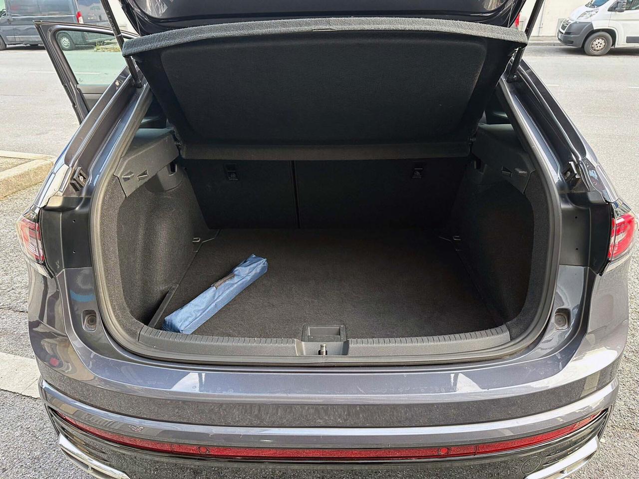 Volkswagen Taigo 1.0 TSI 110 CV DSG R-Line Tetto Apribile