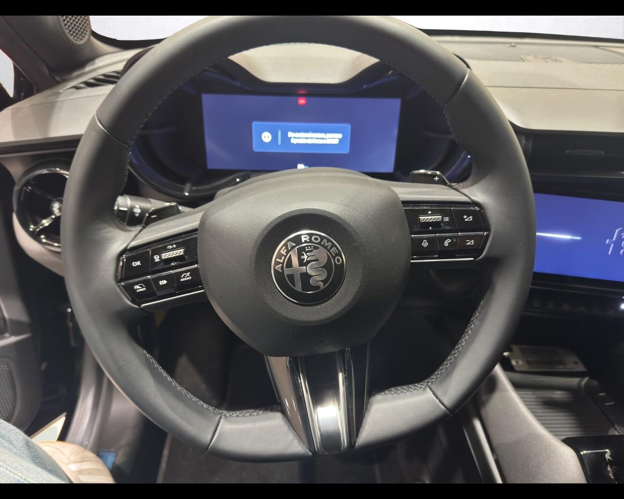 ALFA ROMEO Junior - Junior 1.2 136 CV Hybrid eDCT6 Speciale