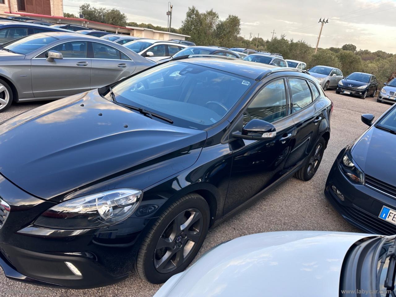 VOLVO V40 Cross Country D2 1.6 Kinetic