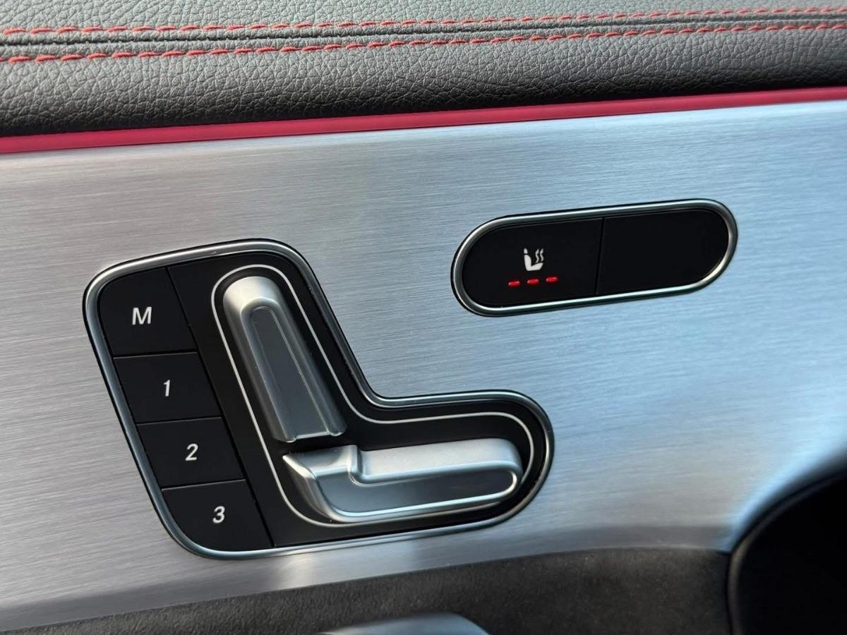 Mercedes CLA 200d Premium AMG Night Edition 150CV