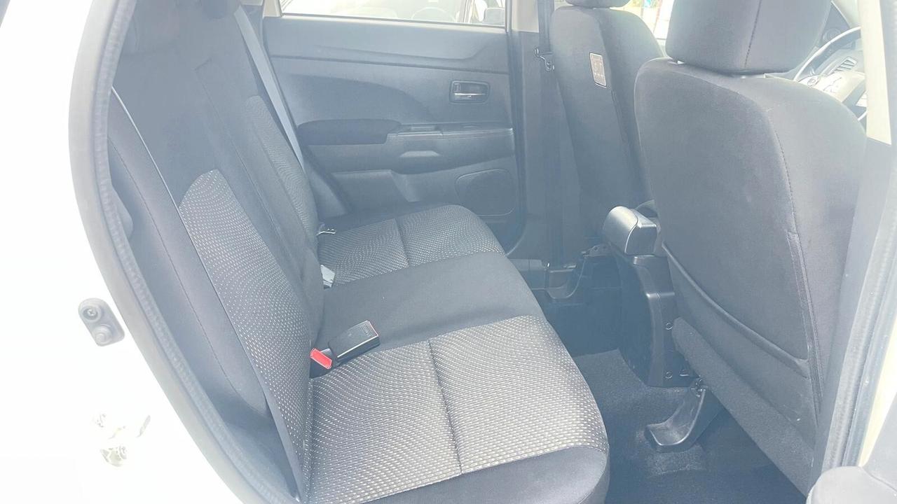 Mitsubishi ASX 1.6 DI-D 114 CV 4WD Intense