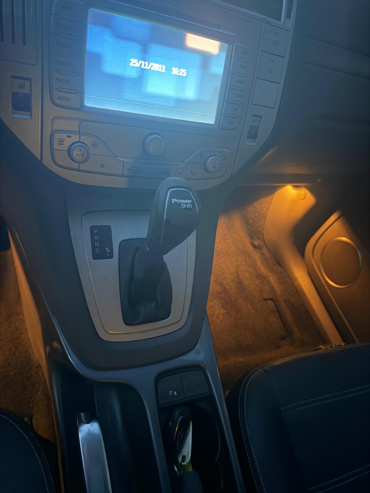 Ford Kuga 2.0 TDCi Titanium Automatico