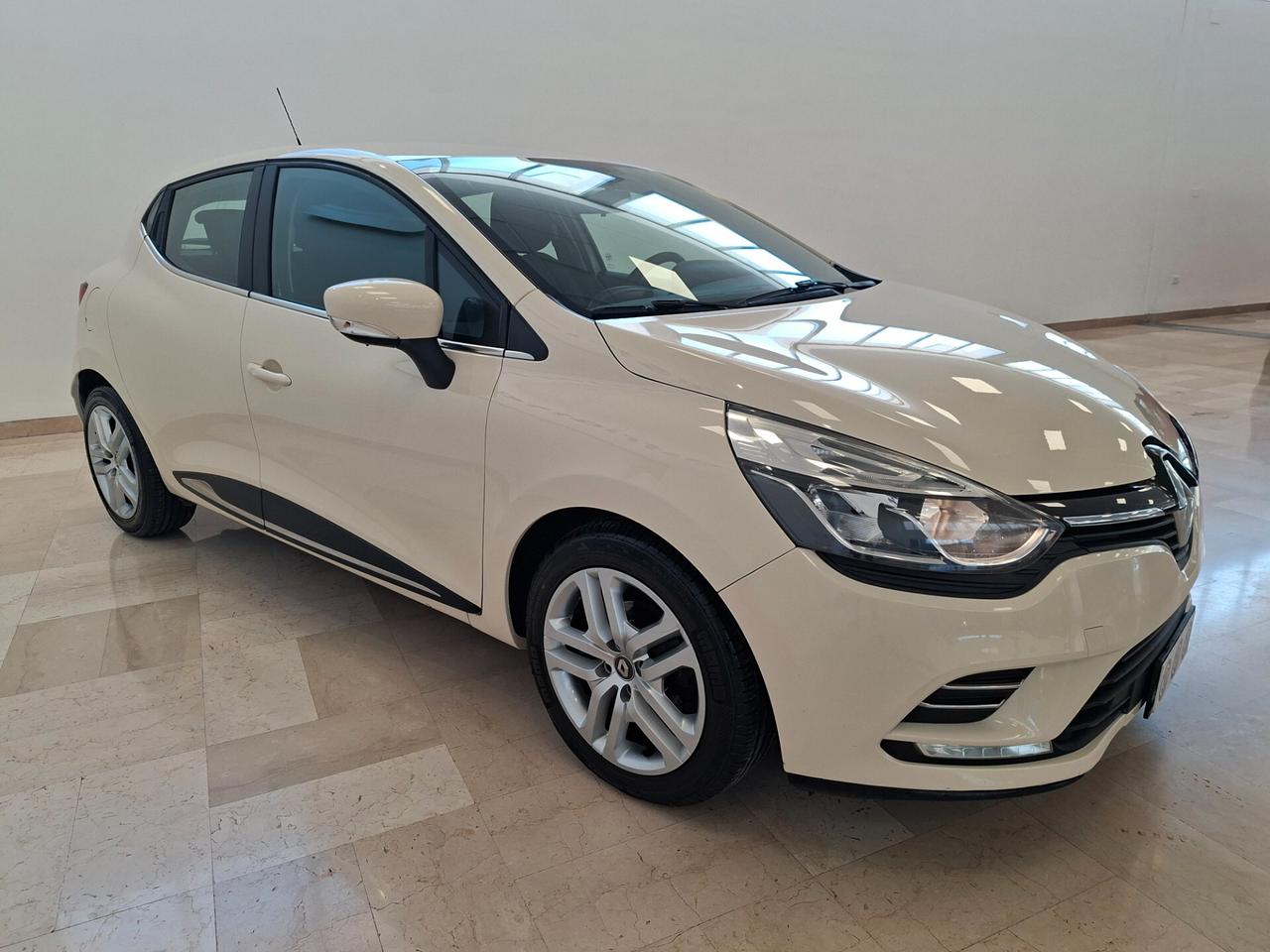 Renault Clio dCi 8V 75CV Start&Stop 5 porte Energy Life