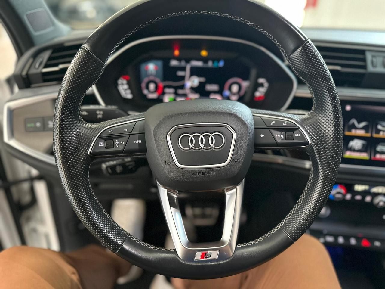Audi Q3 40 TDI quattro S tronic line edition