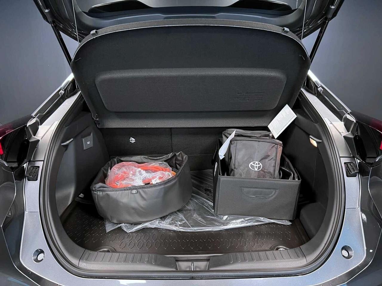 TOYOTA C-HR 2.0 152CV (223CV) PHEV TREND KM0