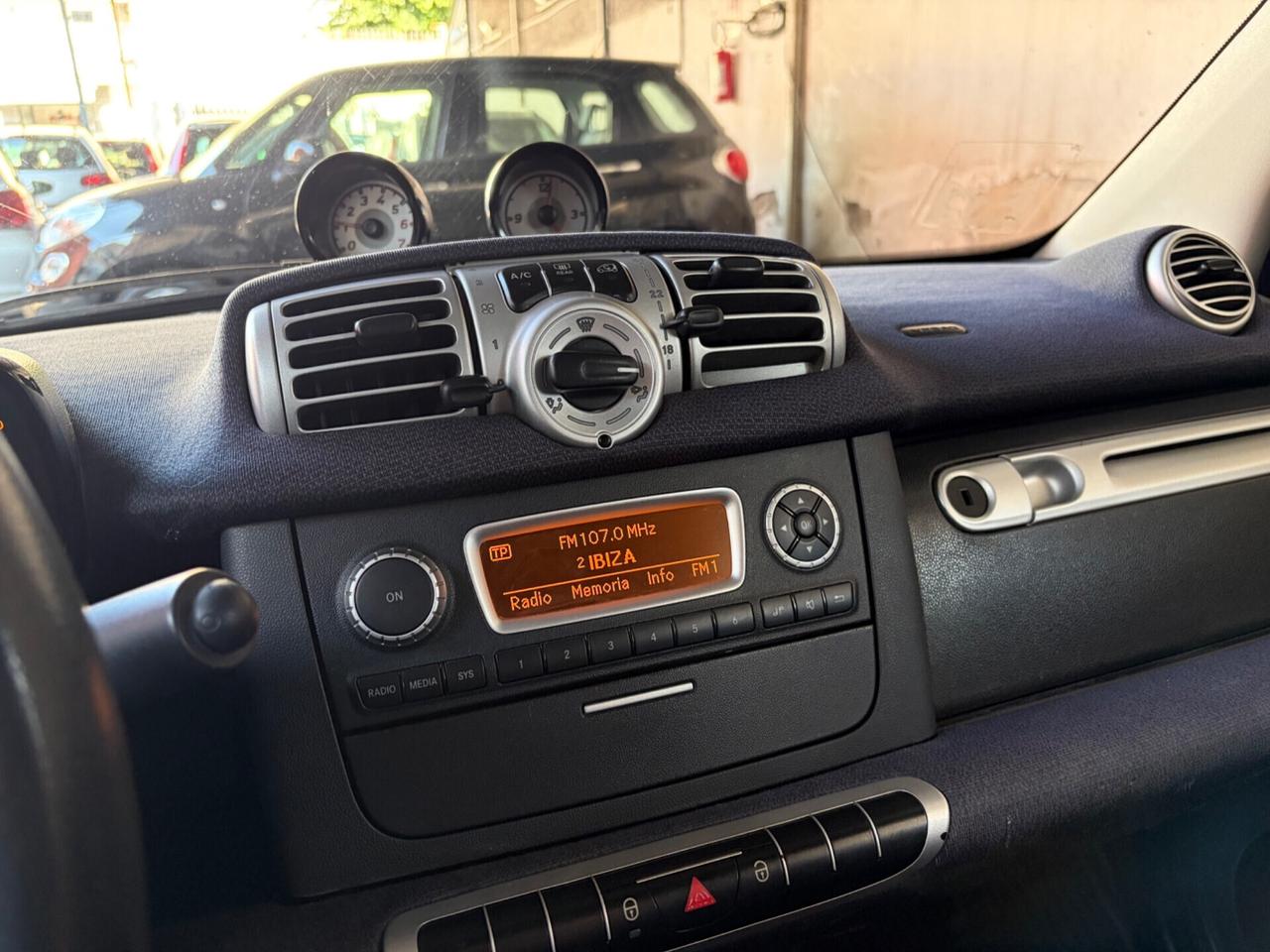 Smart ForTwo 1000 52 kW MHD cabrio pulse
