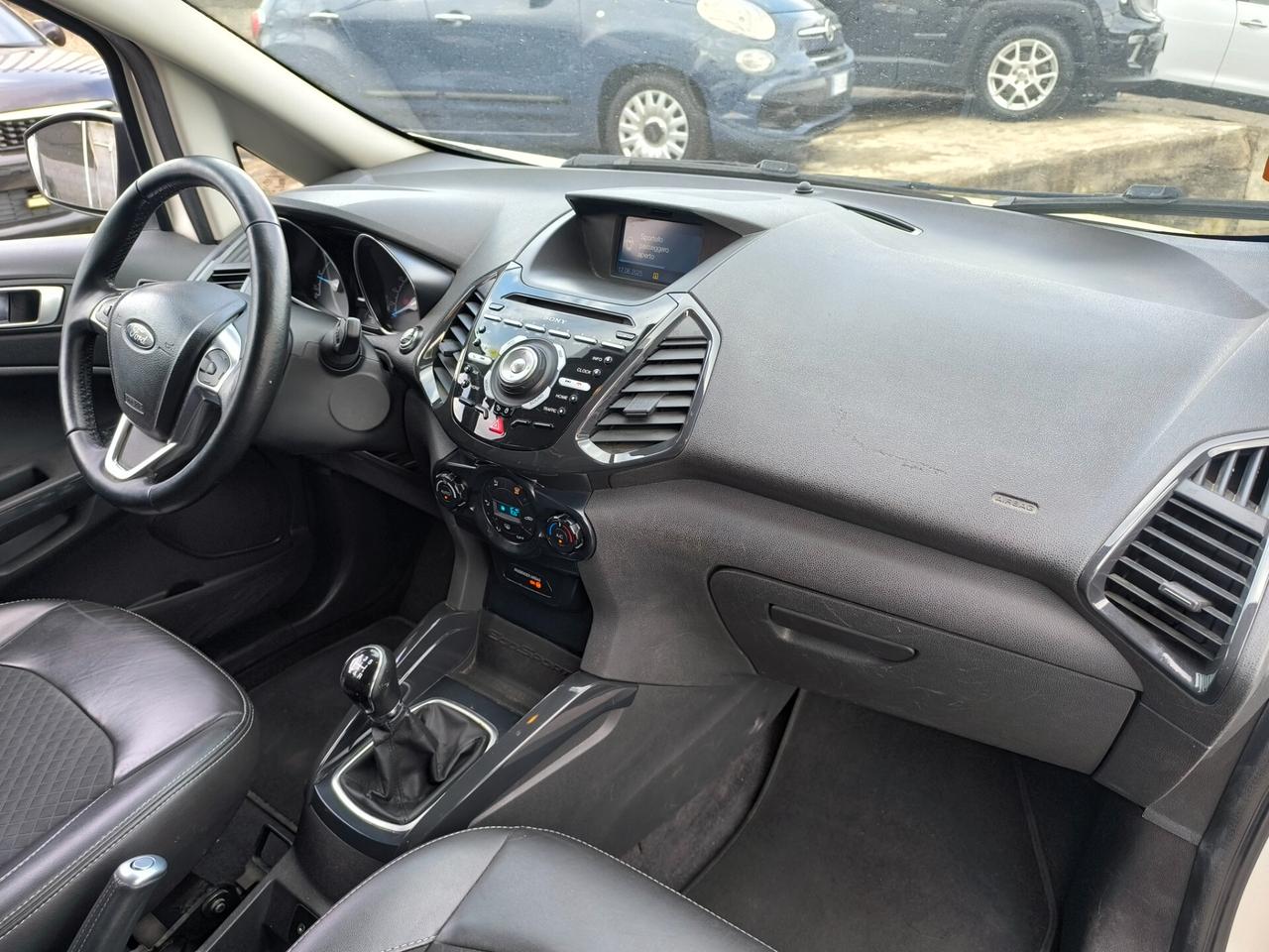 Alfa Romeo MiTo 1.4 78 CV Distinctive Sport Pack