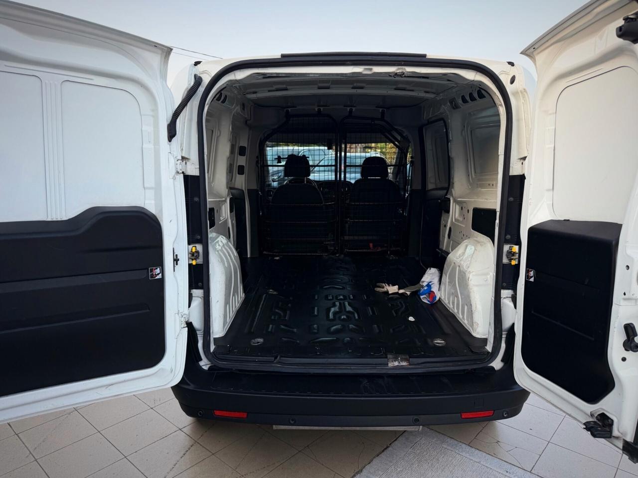 Fiat Doblo Doblò 1.4 T-Jet Natural Power PL-TN Cargo Maxi Lamierato SX