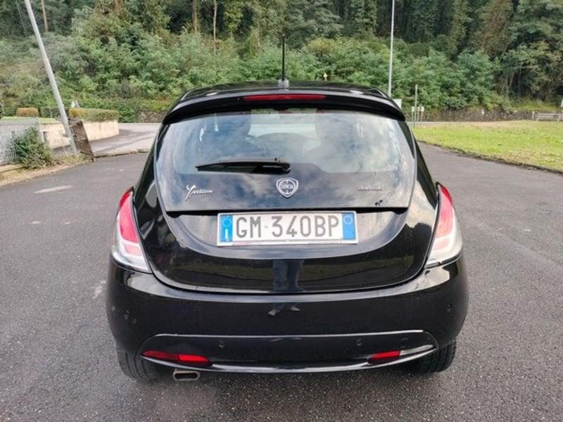 Lancia Ypsilon 1.0 FireFly 5 porte S&S Hybryd Gold GPL!!!