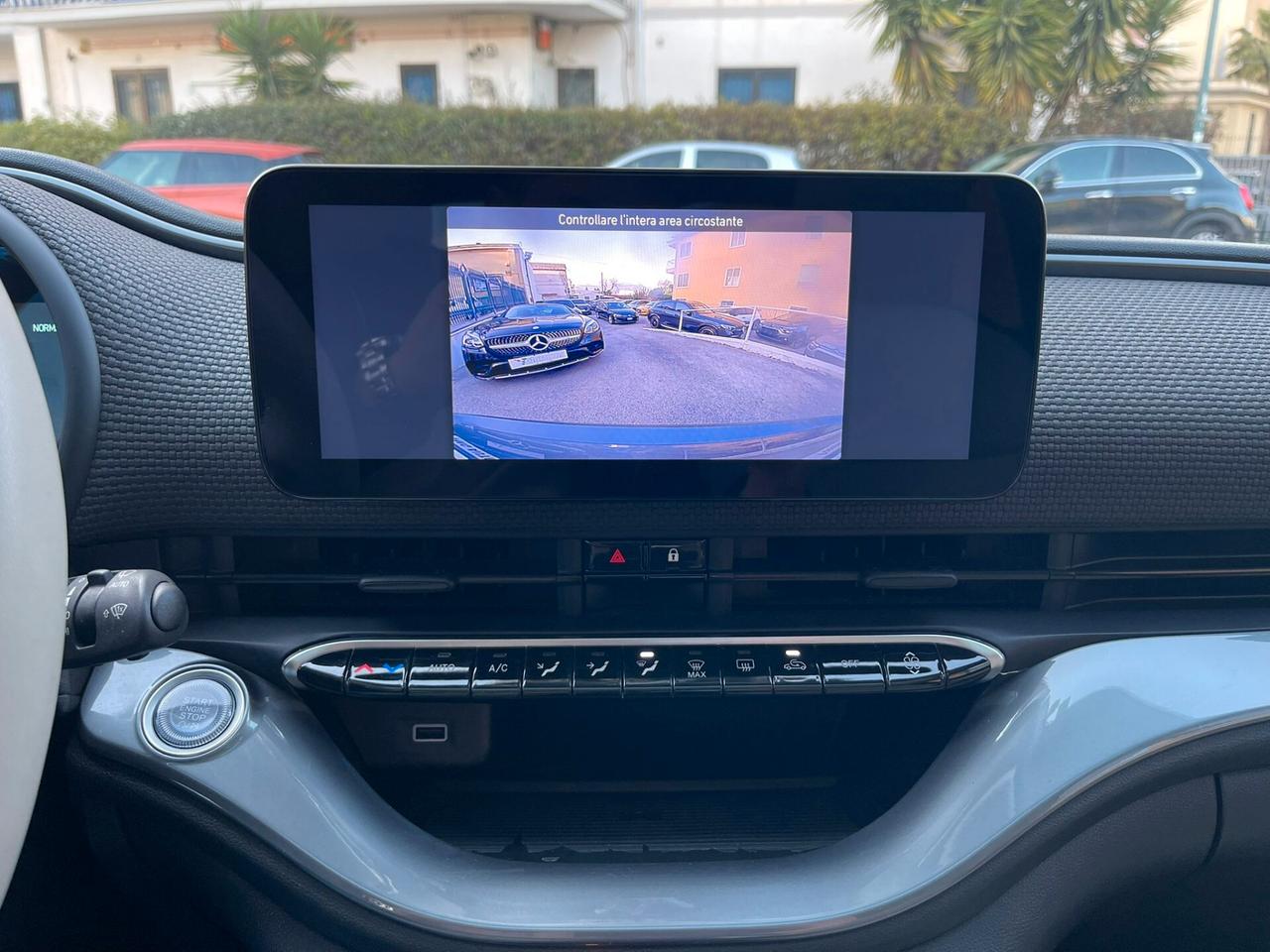 Fiat 500 500e Berlina 42 kWh La Prima by Bocelli