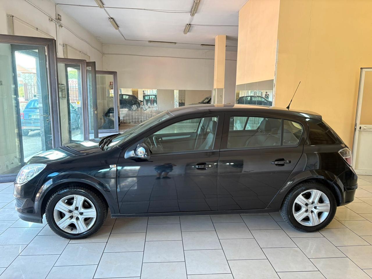 Opel Astra 1.4 GAS GPL-TECH 5 porte Enjoy