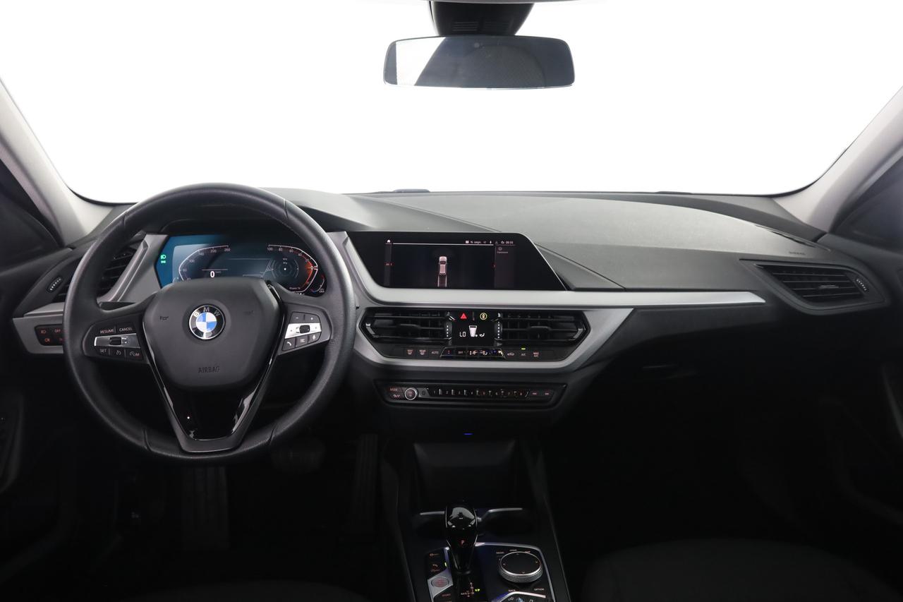 BMW Serie 1 (F40) 116d 5p. Msport Exterior