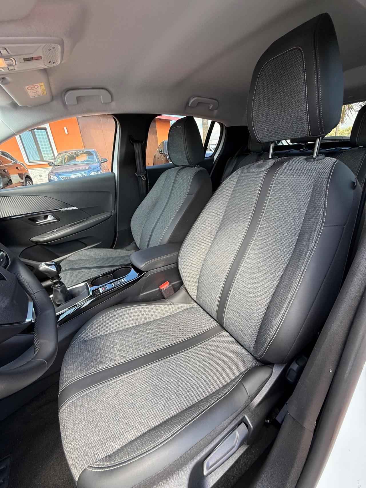 Peugeot 208 PureTech 100 Stop&Start 5 porte Allure