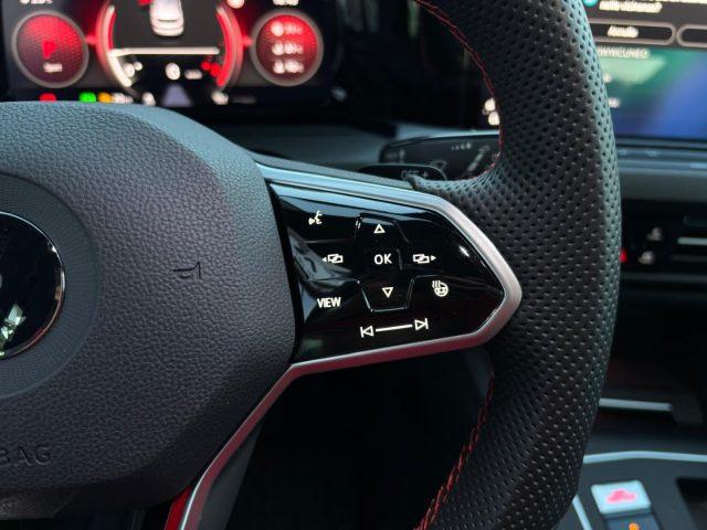 VOLKSWAGEN Golf VIII 2.0 TSI DSG GTI