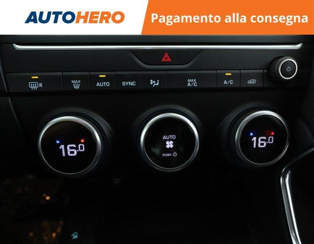 JAGUAR E-Pace 2.0 AWD aut. S