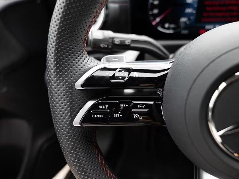 Mercedes-Benz Classe A A 180 AMG Line Advanced Camera 18" Winter Pack