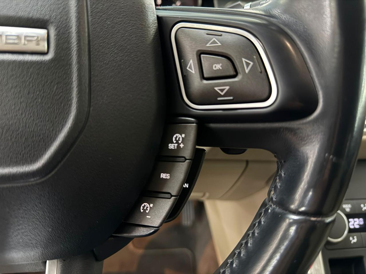 Land Rover Range Evoque 2.0 TD4 180 CV 5p. Autobiography