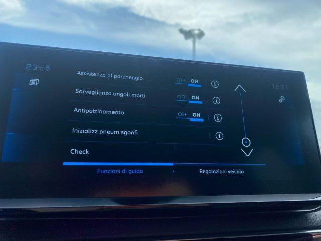 PEUGEOT 3008 BlueHDi 130 S&S EAT8 GT