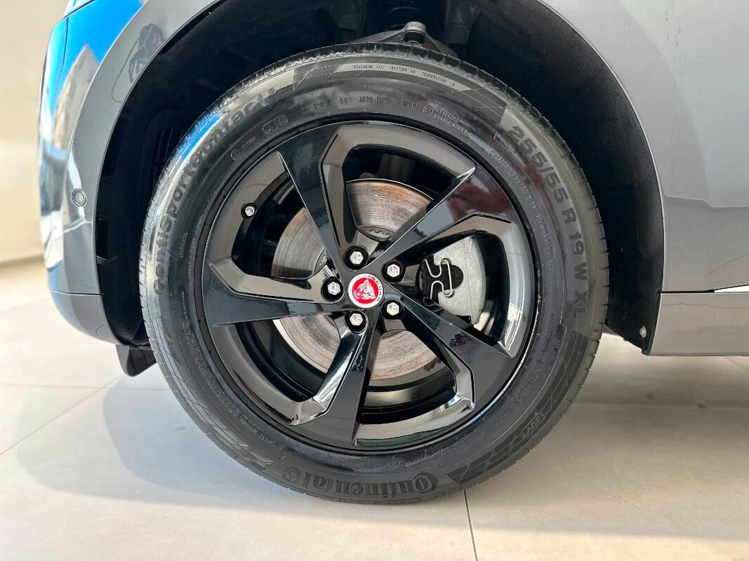 Jaguar F-Pace 2.0d i4 mhev R-Dyn.S awd 204cv auto
