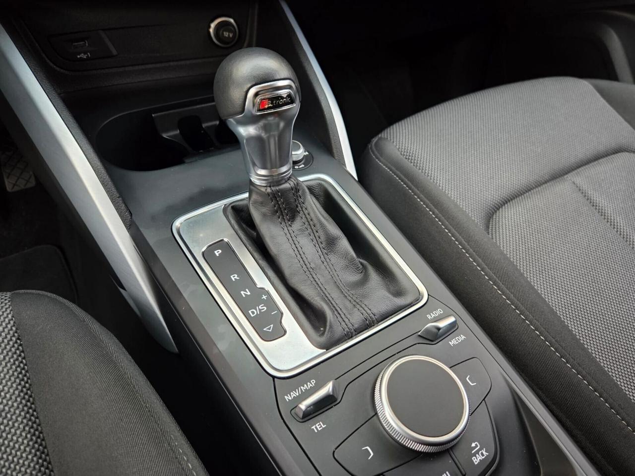 Audi Q2 30 TDI S tronic Admired TELECAMERA