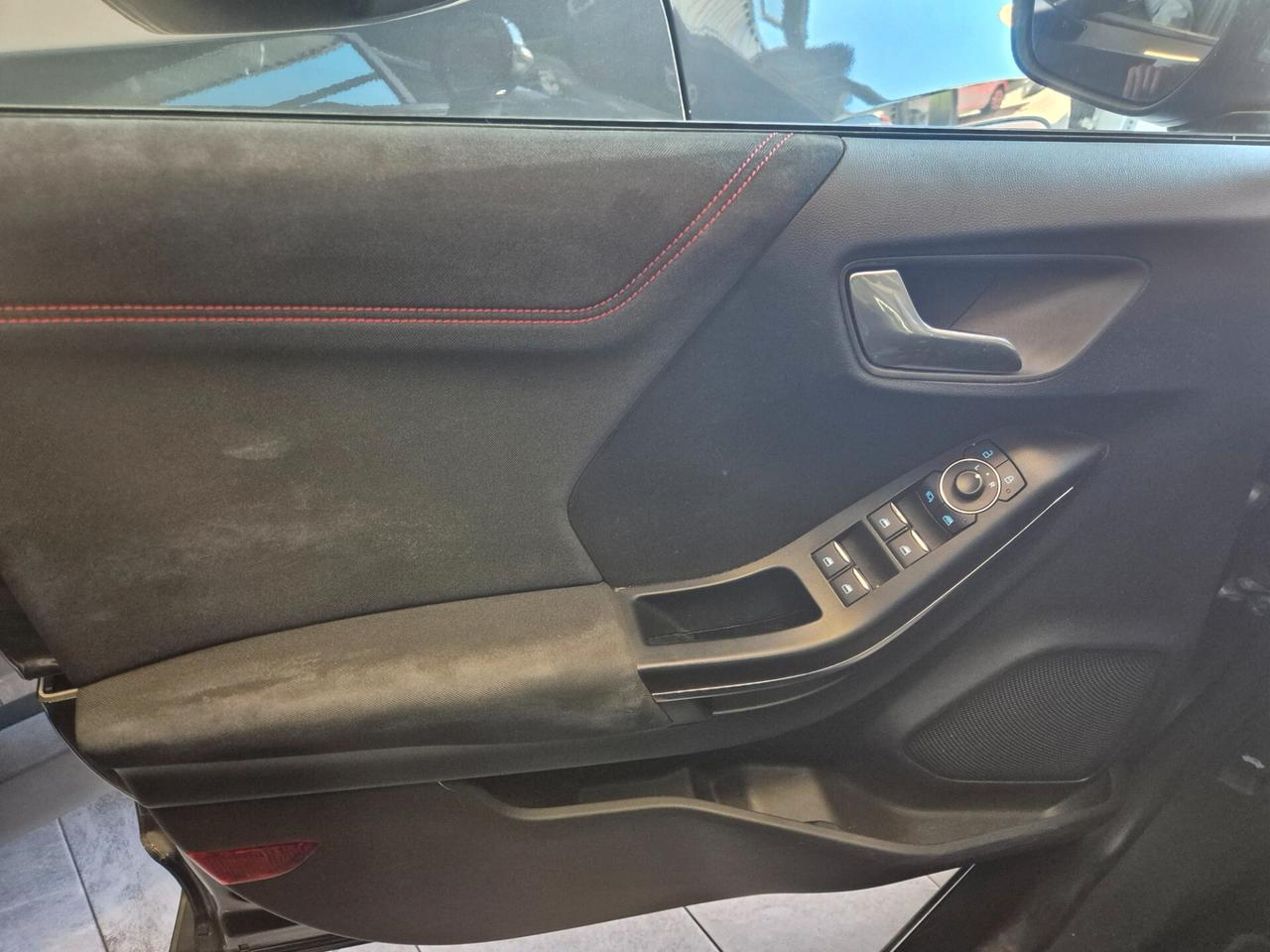Ford Puma 1.0 EcoBoost Hybrid 125 CV S&S ST-Line