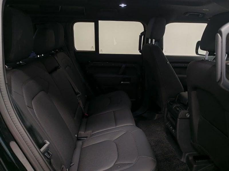 Land Rover Defender 3.0 D6 200 110 S AWD auto.