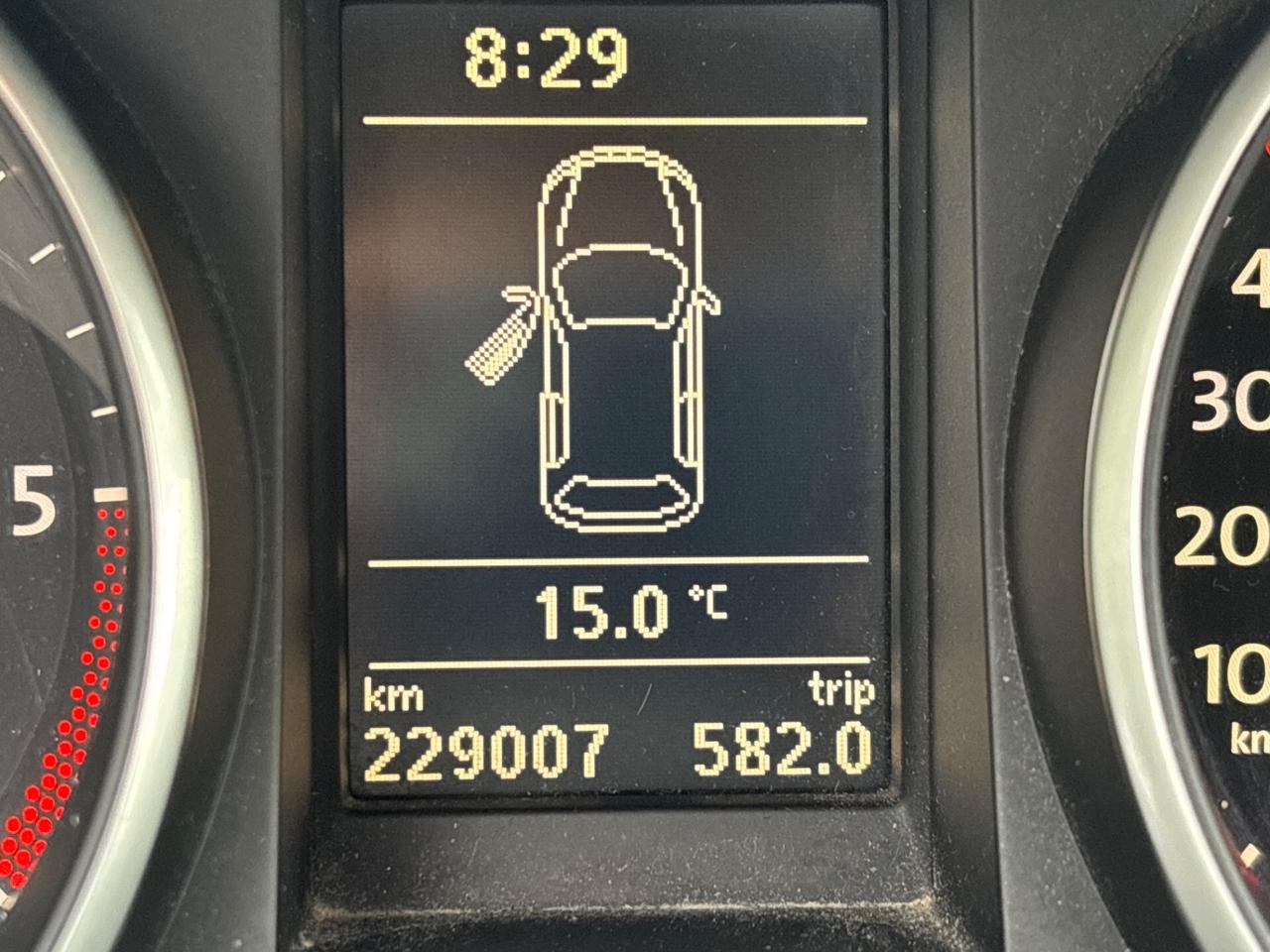 Volkswagen Golf 1.6 TDI 5p. Highline OK NEOPATENTATI