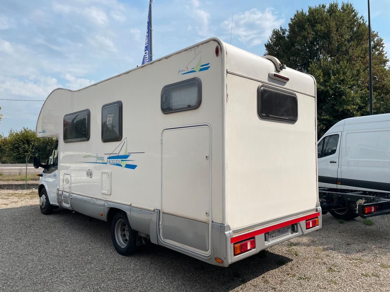 Ford Autocaravan mansardato Rimor Katamarano 5 - 6 posti letto