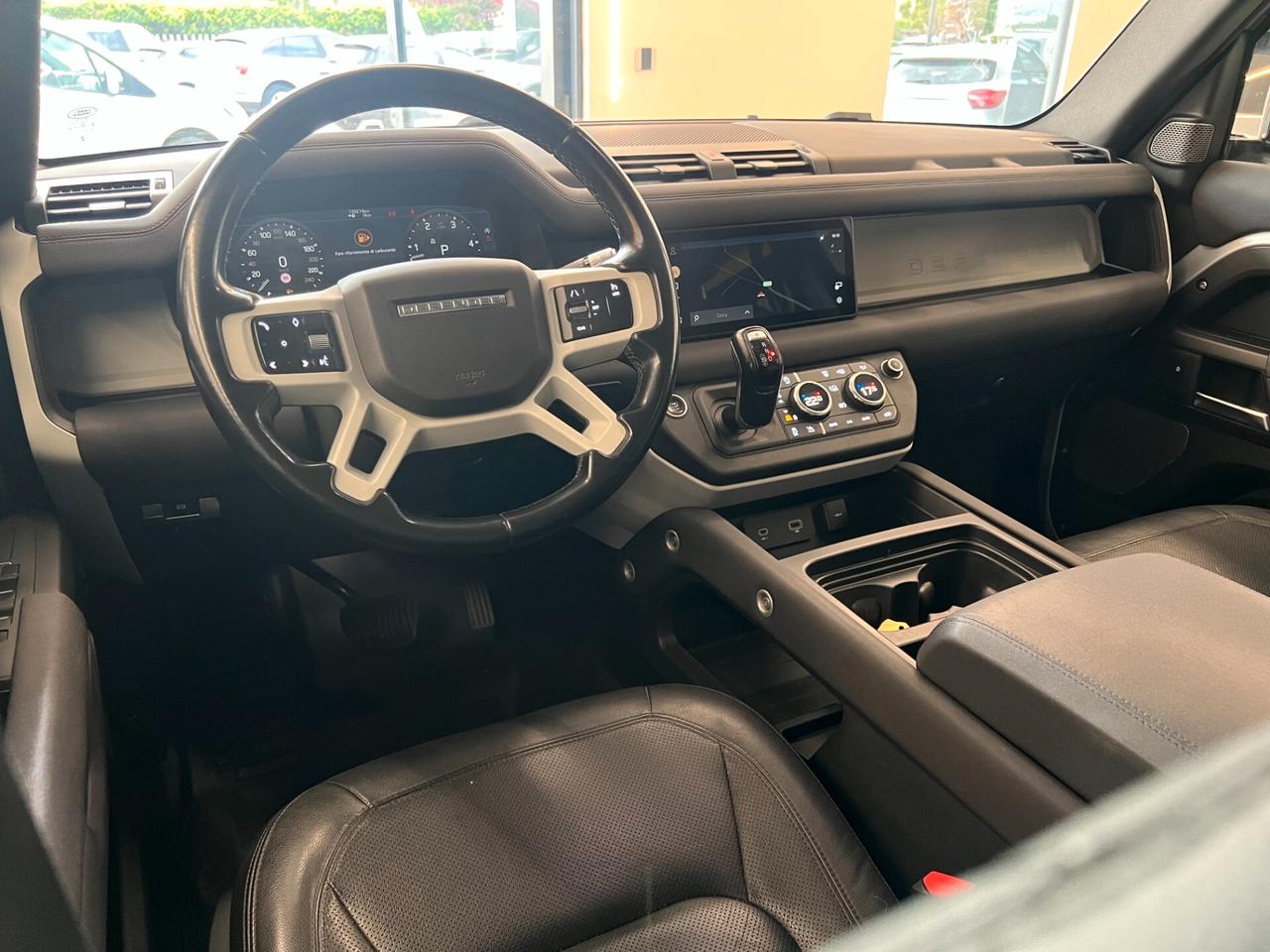 Land Rover Defender 110 3.0D I6 200 CV AWD Auto SE