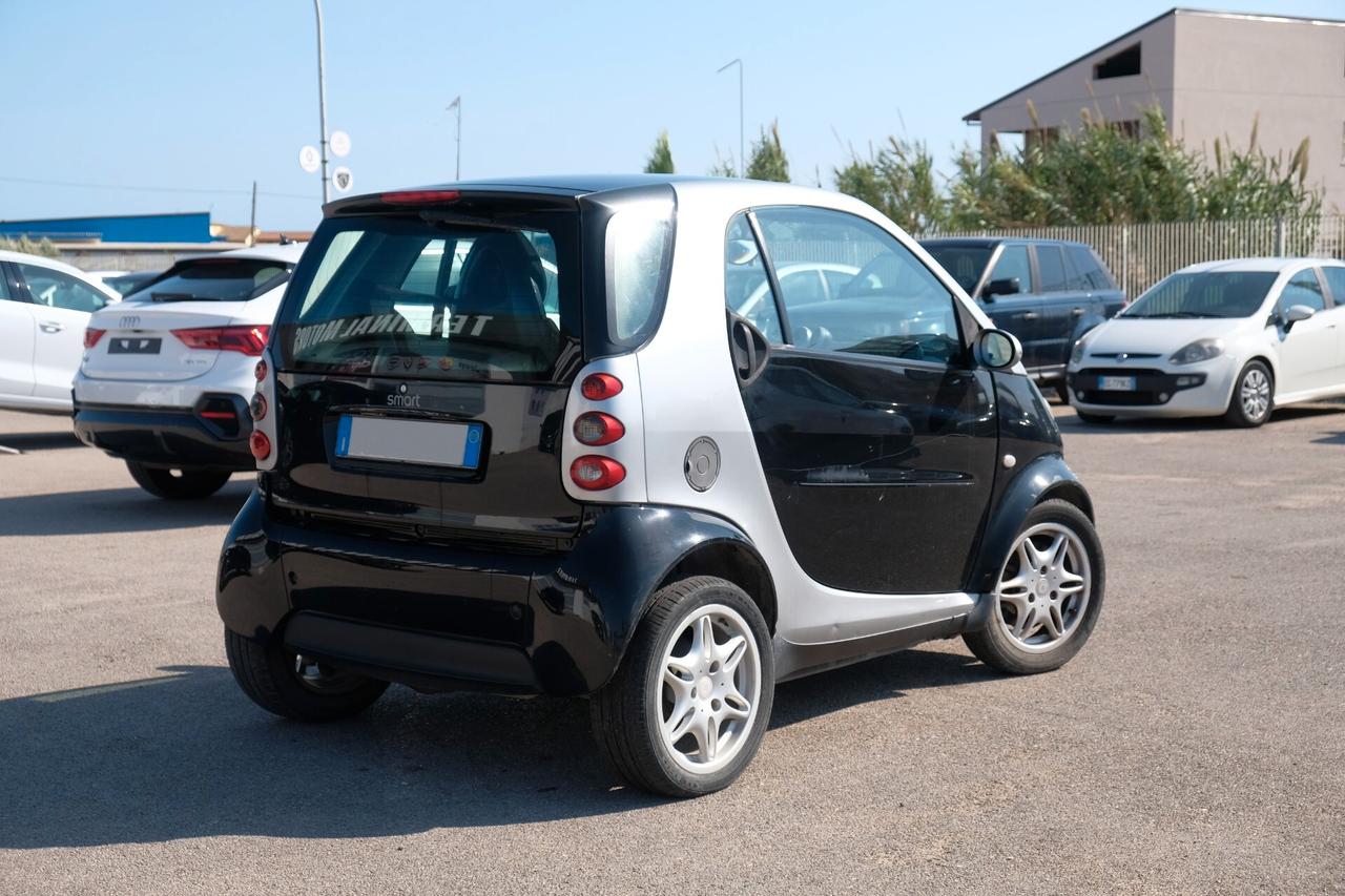 Smart ForTwo 700 coupé pure (45 kW)