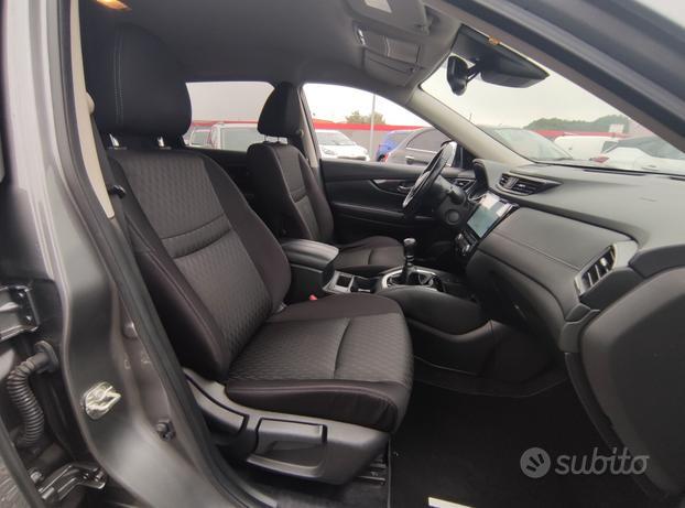 Nissan X-Trail 1.6dCi 2WD N-Connecta 360 NAVI PRO