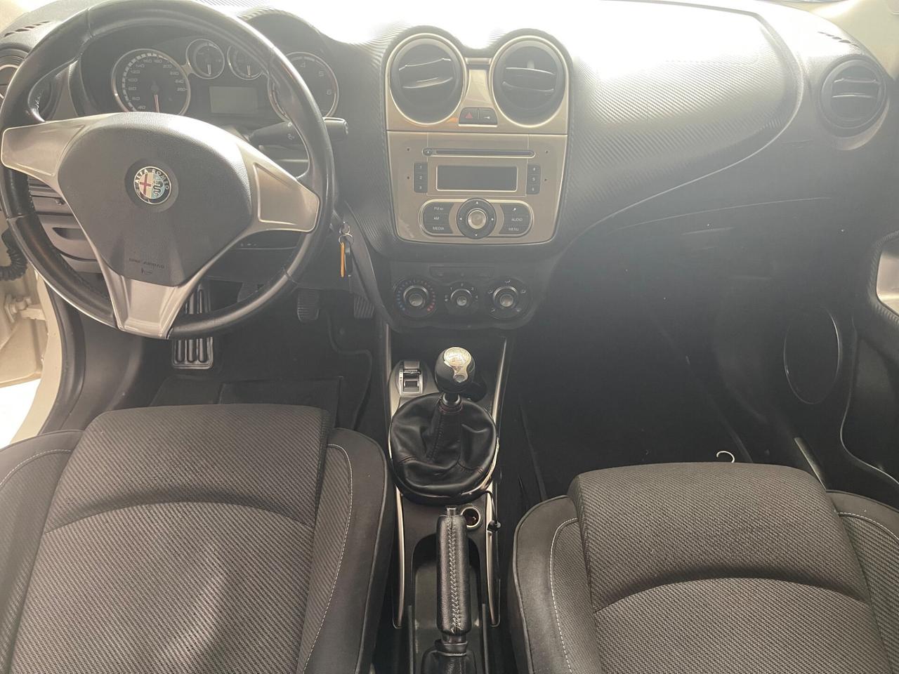 Alfa Romeo MiTo 1.3 JTDm 16V 90 CV Distinctive Sport Pack