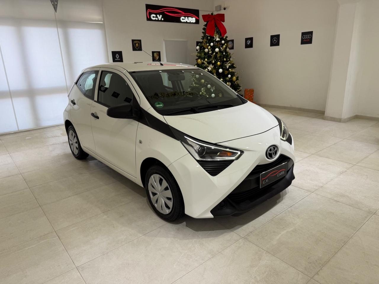 TOYOTA AYGO CONNECT 1.0 VVT-I 72 CV 5 PORTE X-COOL
