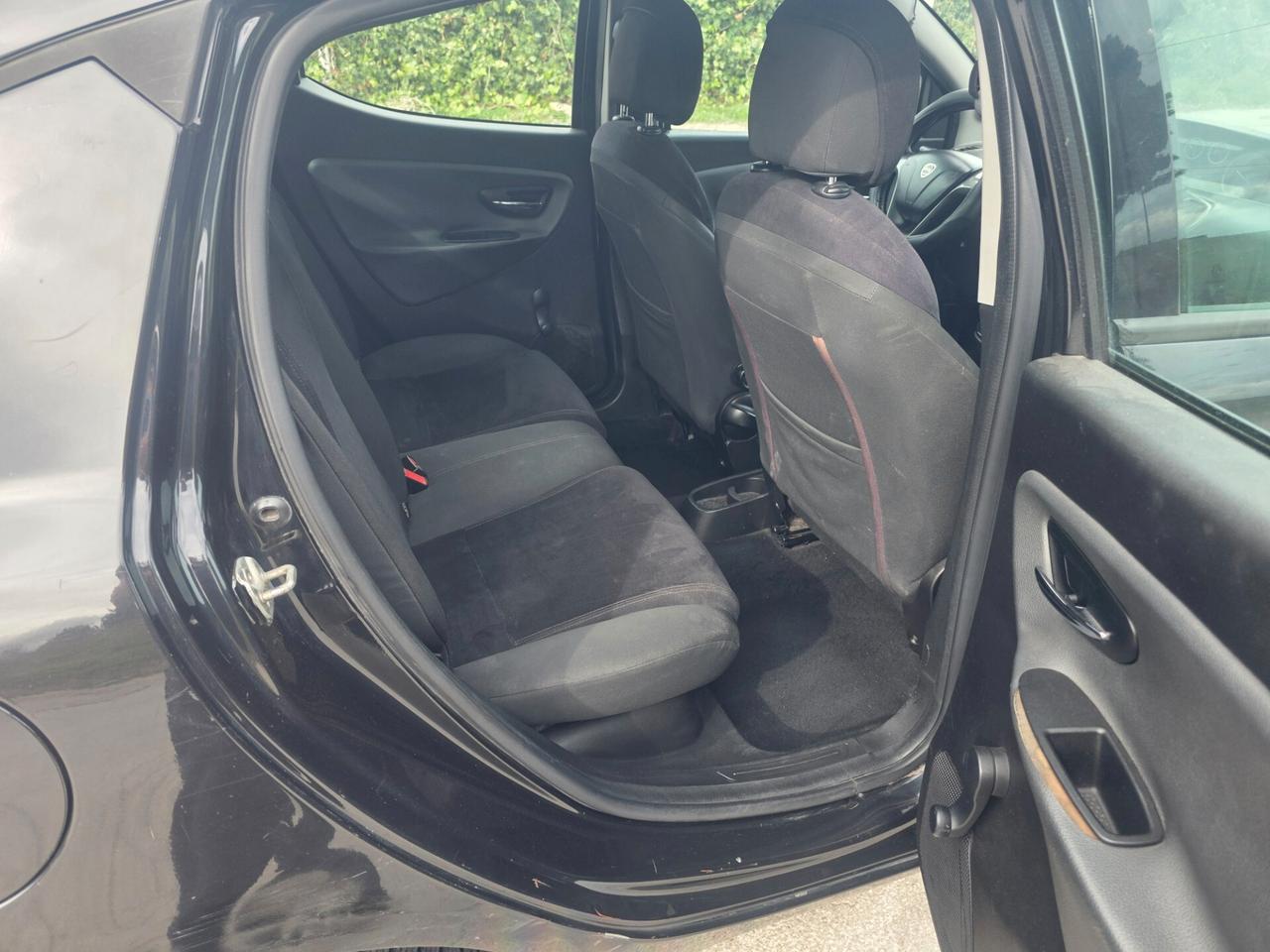 Lancia Ypsilon 1.3 MJT 16V 95 CV 5 porte S&S Gold