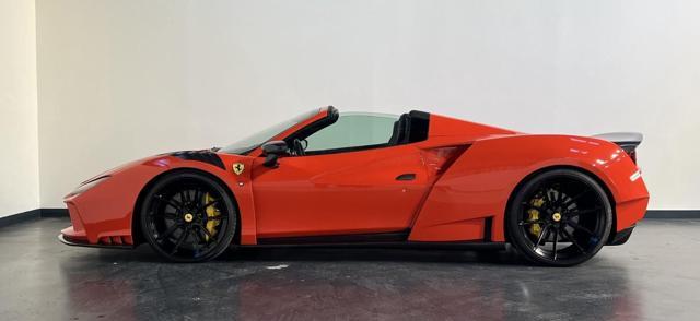 FERRARI F8 Spider "SPEDIZIONE SU RICHIESTA IN TUTTO IL MONDO"