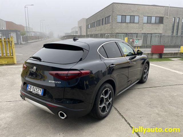 ALFA ROMEO Stelvio 2.2 Turbodiesel 180 CV AT8 RWD Super