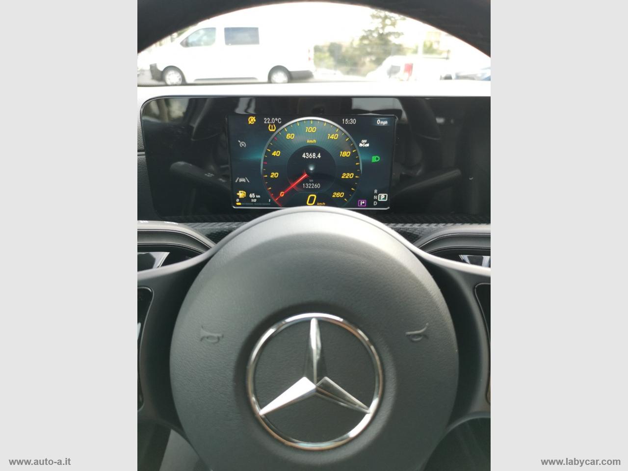 MERCEDES-BENZ A 180 d Automatic Business