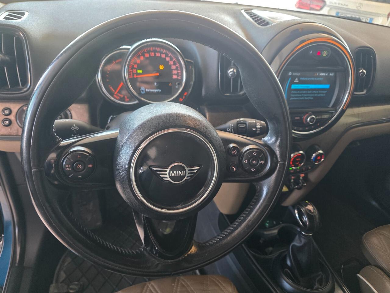 Mini Cooper S Countryman 1.5 SE Hype ALL4 Automatica