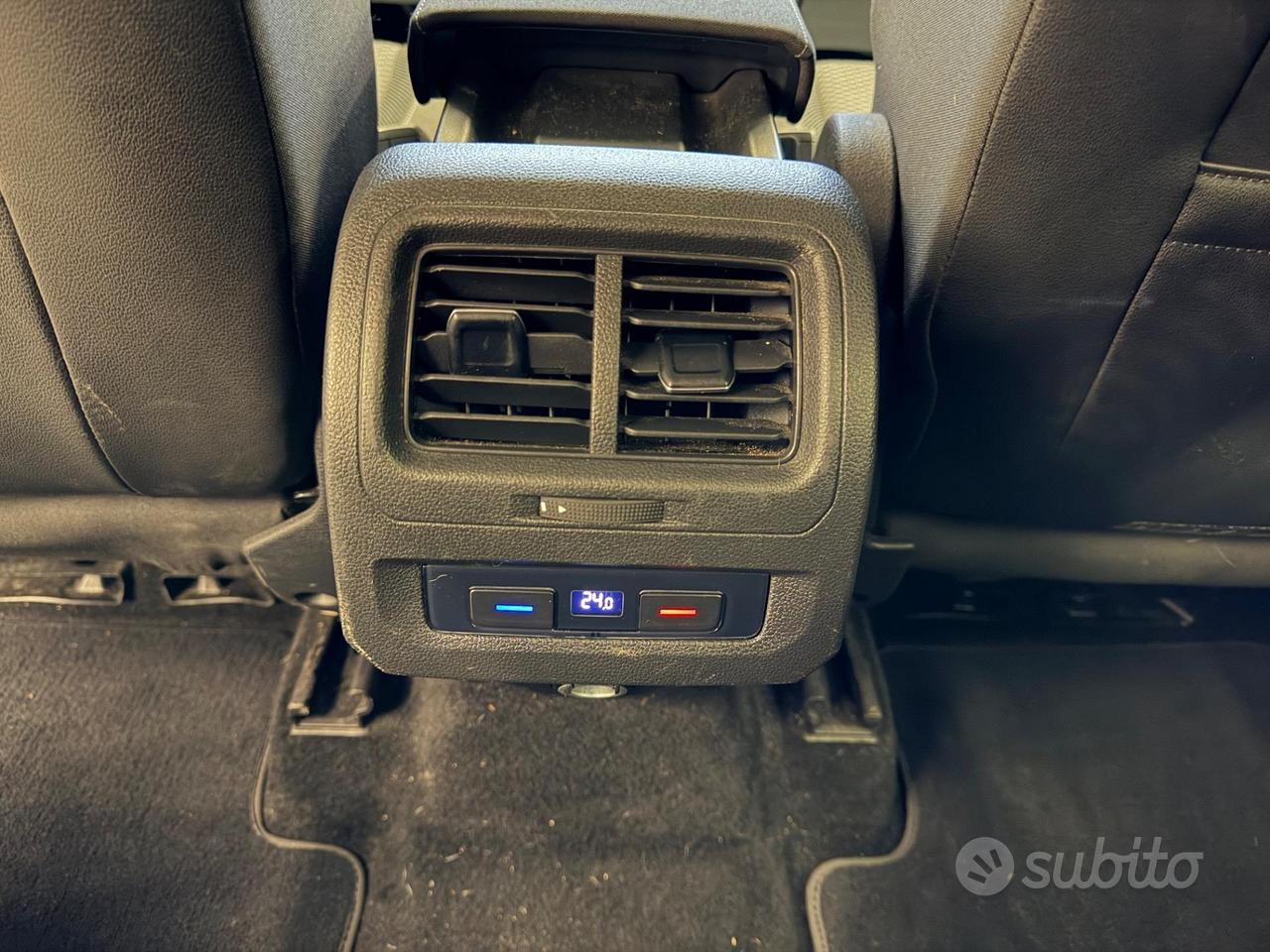 Volkswagen Touran 2.0 TDI 115 CV DSG IVA 7 posti